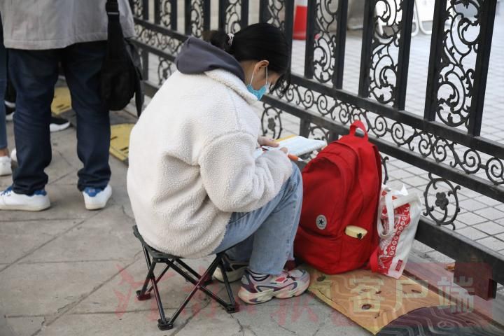 河南图书馆自习室排队_河南省图书馆考研自习室_河南省图书馆 地址