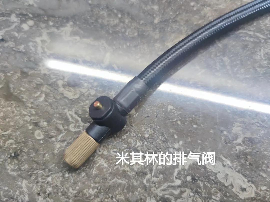 车载无线充气泵测评 _米其林充气泵拆解_ 低价汽车充气泵性价比 