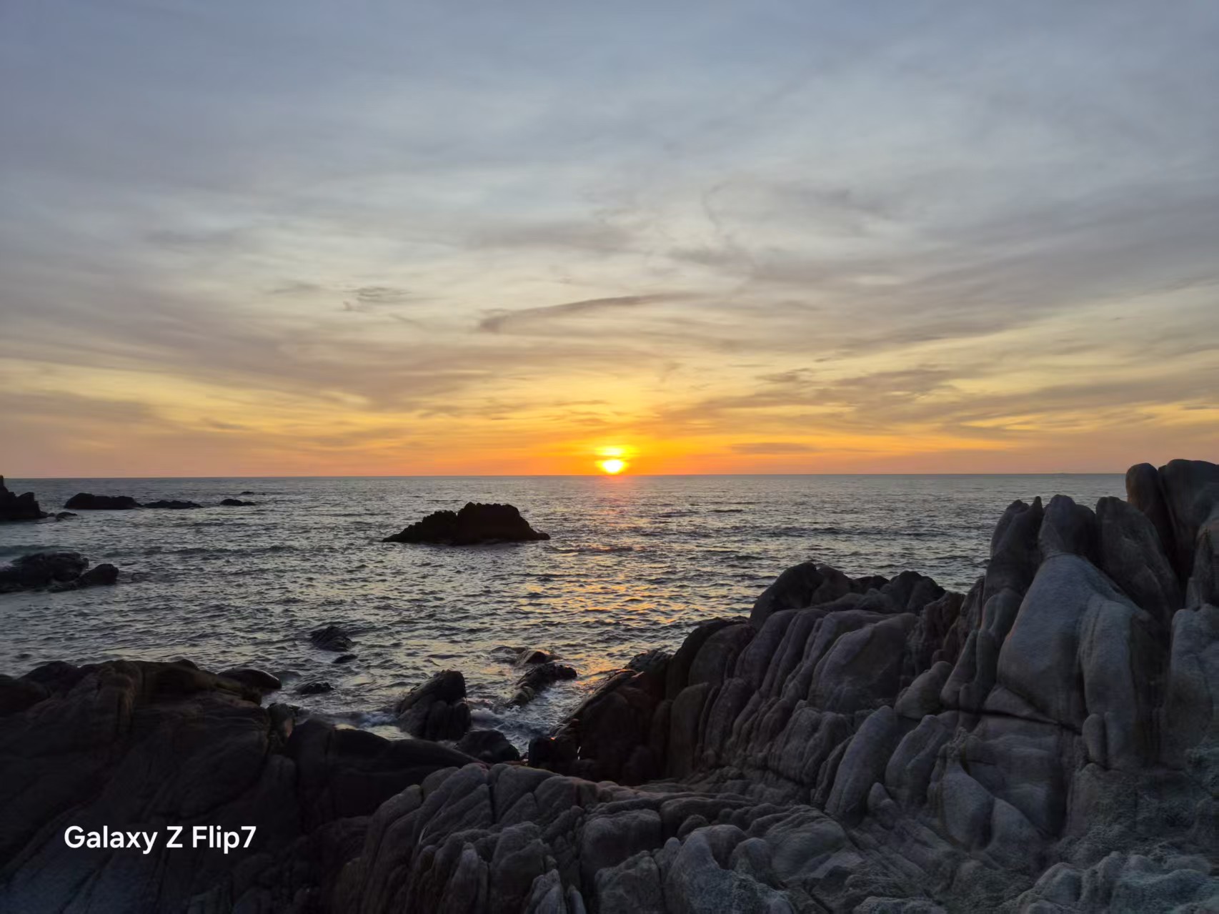 三星Z Flip7折叠屏手机_竖折叠手机AI功能_三星a76参数