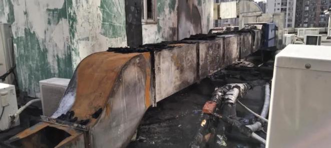 后厨油烟道火灾原因_油烟道清洗_后厨人员操作不当行政处罚