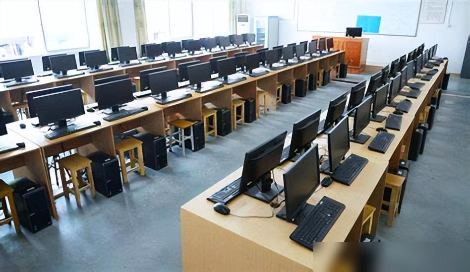 有线电视收费问题_电视天线卫星锅怎么装_卫星锅历史原因