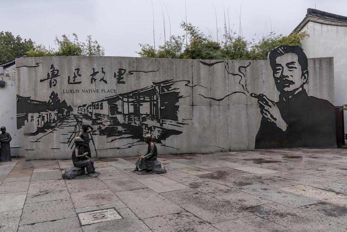 鲁迅小说艺术特色_鲁迅小说人物塑造手法_鲁迅的写作特点