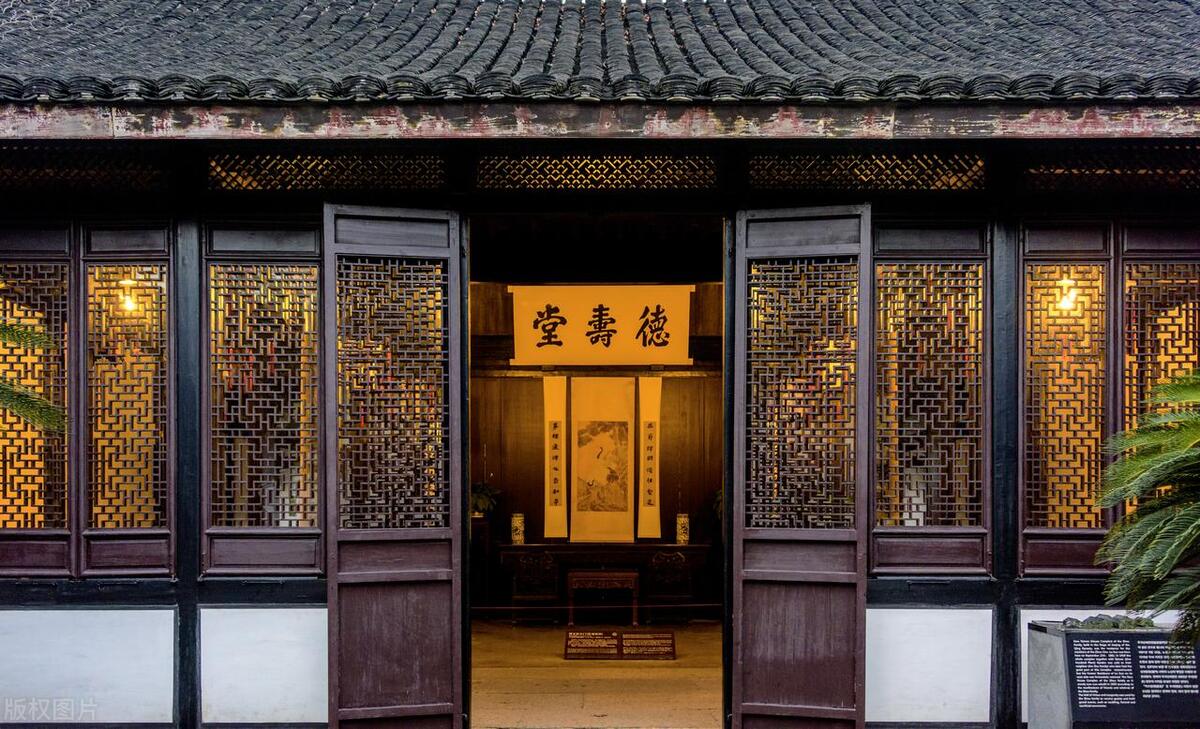 鲁迅小说人物塑造手法_鲁迅小说艺术特色_鲁迅的写作特点