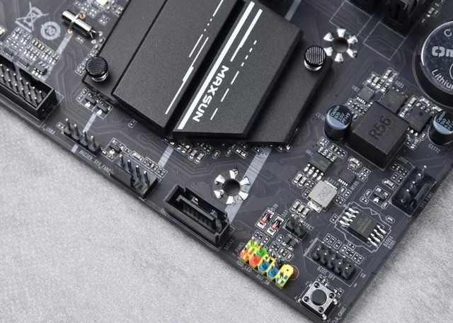 1t笔记本硬盘价格_ 机械硬盘固态硬盘搭配 _10600KF+3070Ti攒机单 