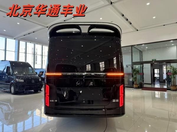 红旗国悦12座金融方案首付30% 月供1.2万起