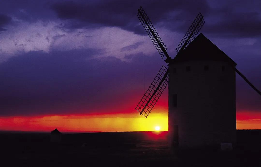 公关策划对树立企业形象的意义_公关活动预算分配_公关活动策划方法