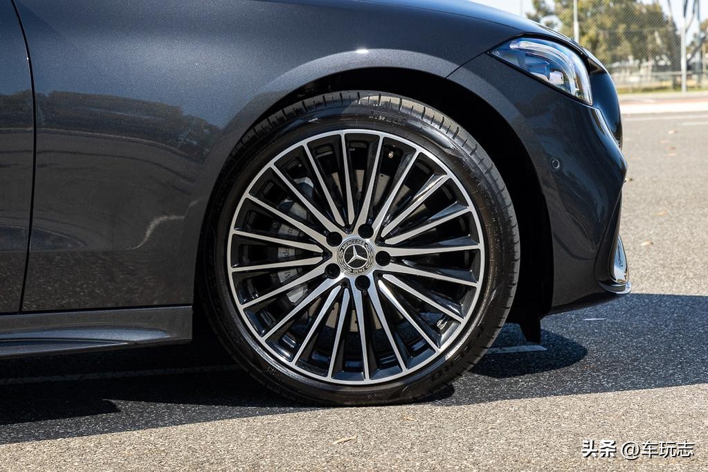 gs300h f sport_奔驰C300价格_2024款梅赛德斯奔驰C300评测
