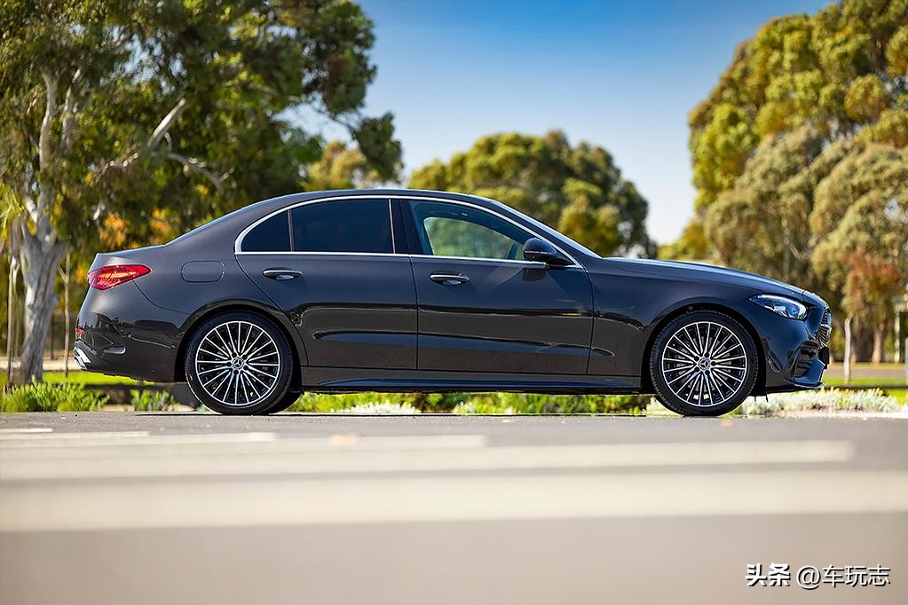 奔驰C300价格_2024款梅赛德斯奔驰C300评测_gs300h f sport