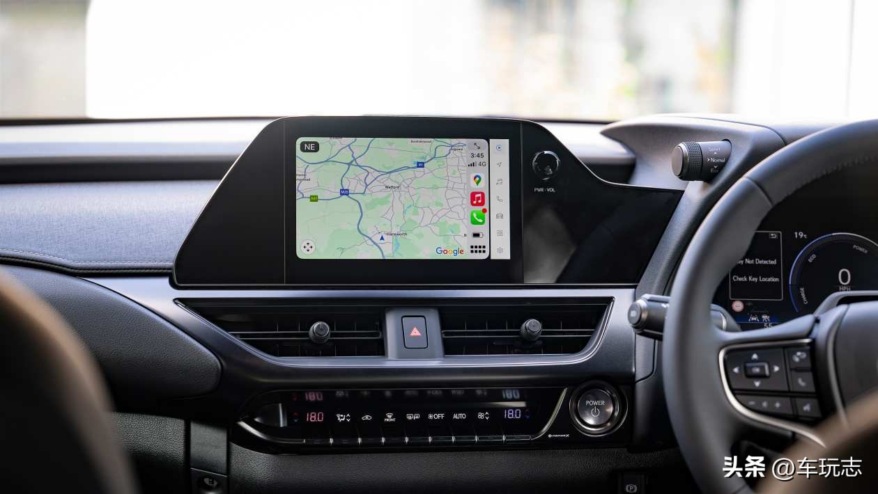 gs300h f sport_ 雷克萨斯UX300h 2024 新技术 全能驱动系统 _雷克萨斯UX300h 2024评测 混合动力 SUV 精致升级 