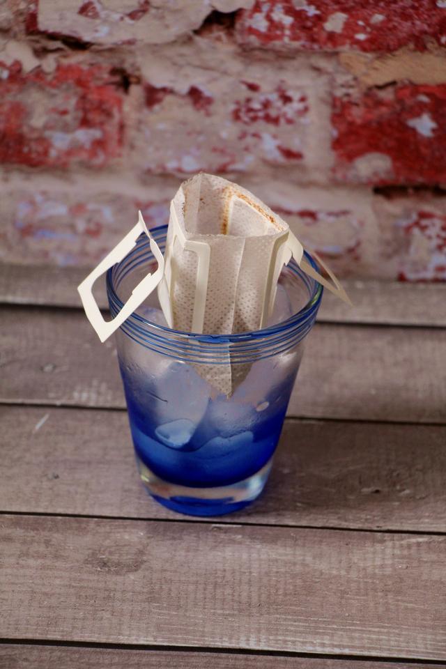 没有咖啡机怎么煮特浓咖啡_家庭版冰拿铁_冰手冲咖啡