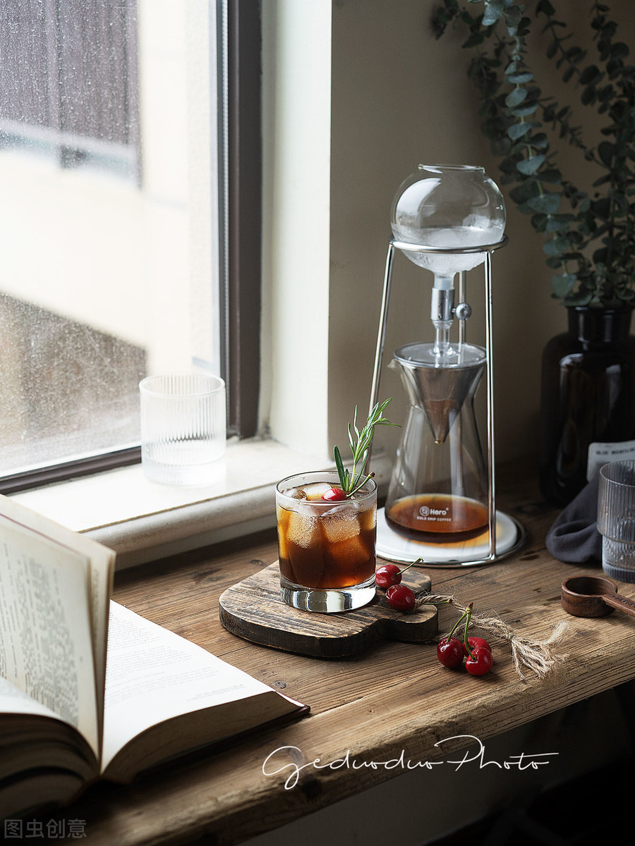 冰手冲咖啡_家庭版冰拿铁_没有咖啡机怎么煮特浓咖啡