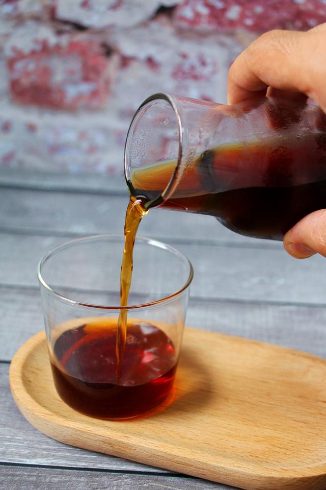 冰手冲咖啡_没有咖啡机怎么煮特浓咖啡_家庭版冰拿铁