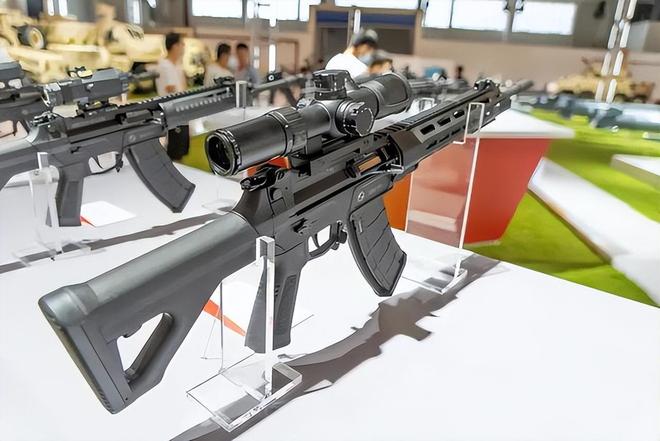 军用全息瞄准镜价格_中国军用瞄准镜技术_解放军瞄准镜价格